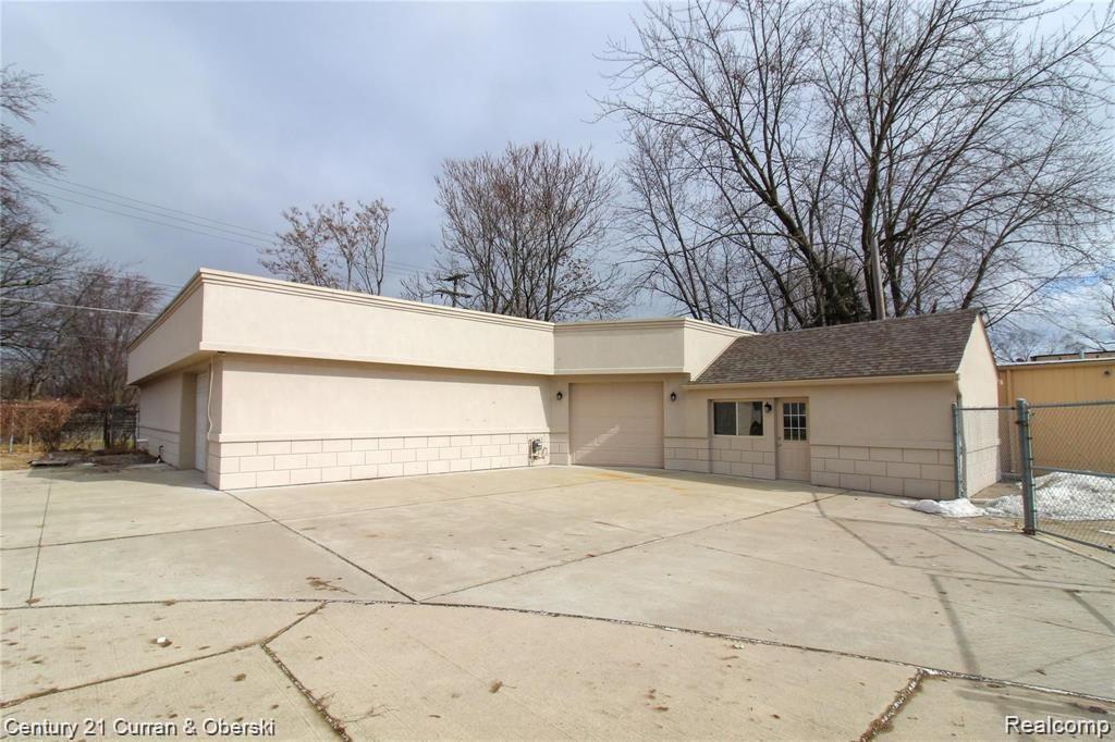 28302 JOY Road, Livonia, MI 48150