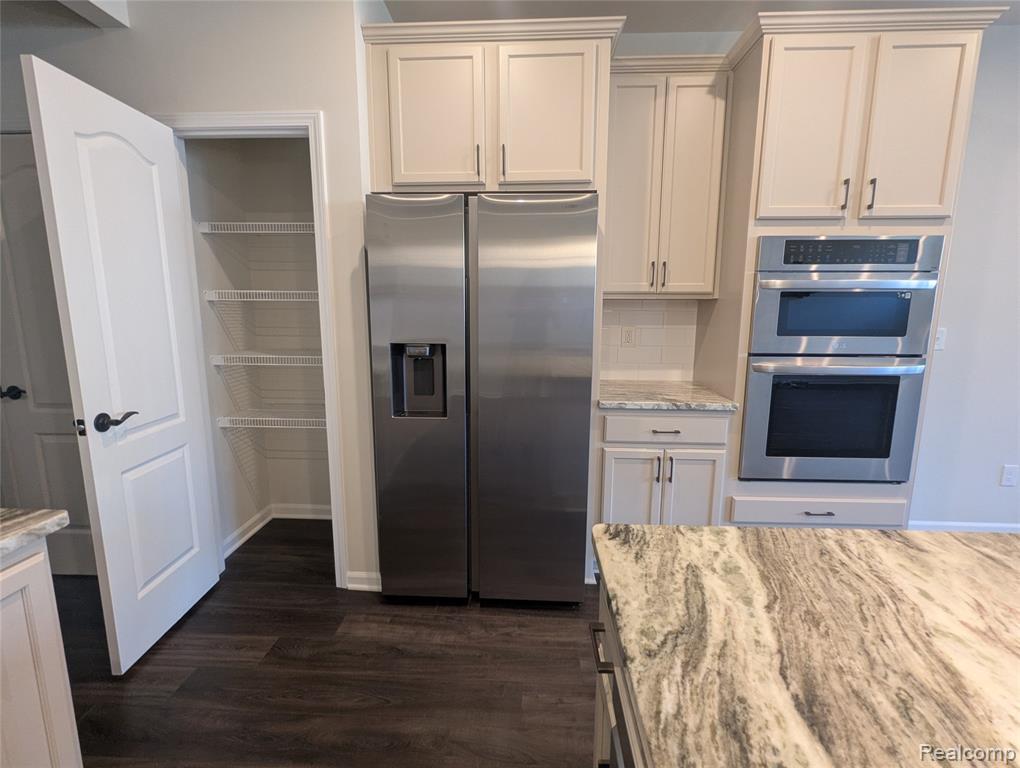 4709 BROOMFIELD Way, Lake Orion, MI — Photo 4