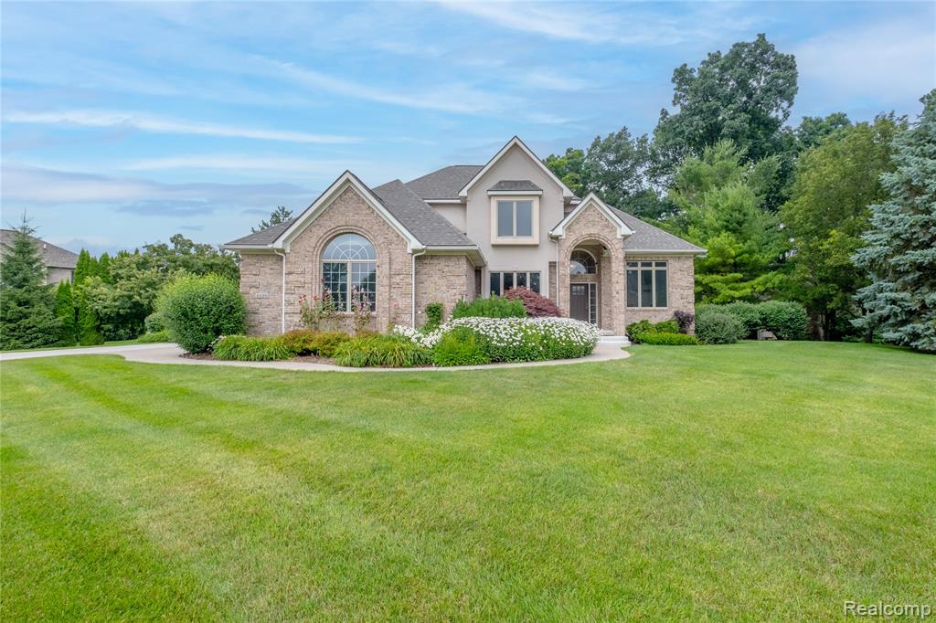 4230 Pavilion Court, Fenton, MI 48430 — Photo 39