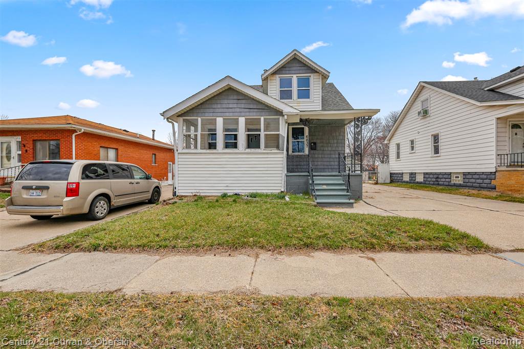 6837 Braun, Center Line, MI 48015 — Photo 2