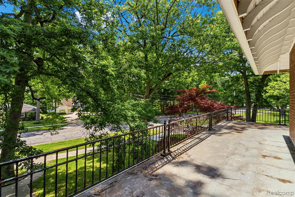 806 W Oliver Street, Owosso, MI 48867 — Photo 36