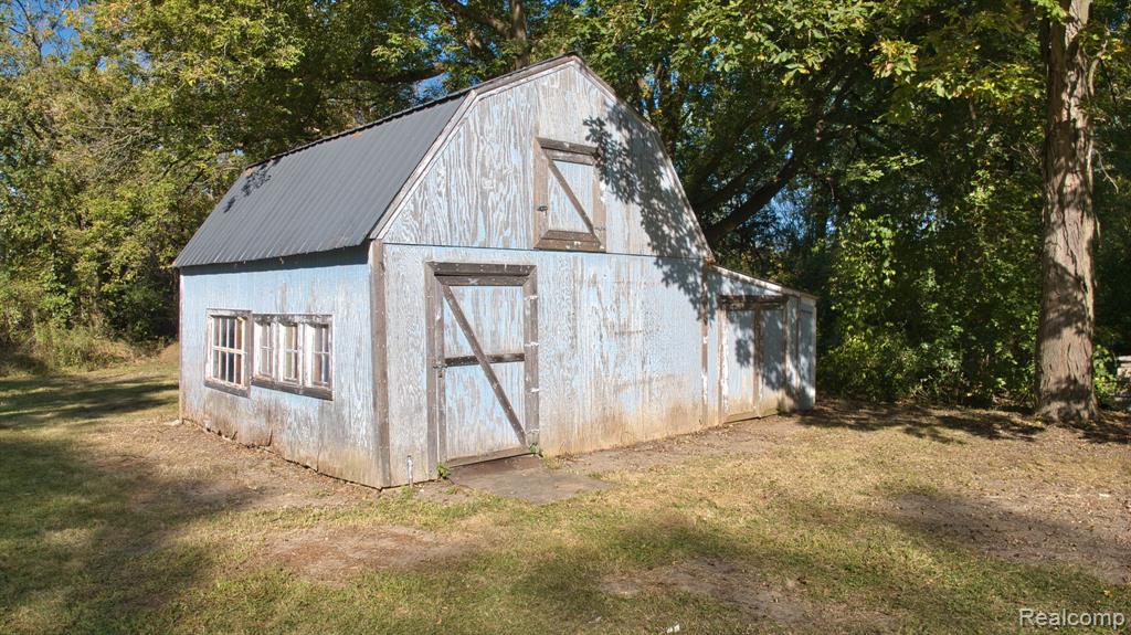 4455 N Genesee Road, Flint, MI 48506 — Photo 34