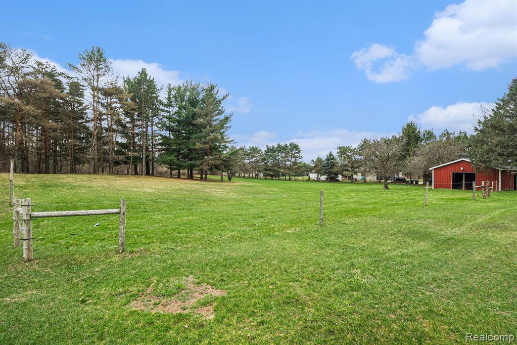 6181 LOBDELL Road, Linden, MI 48451 — Photo 26