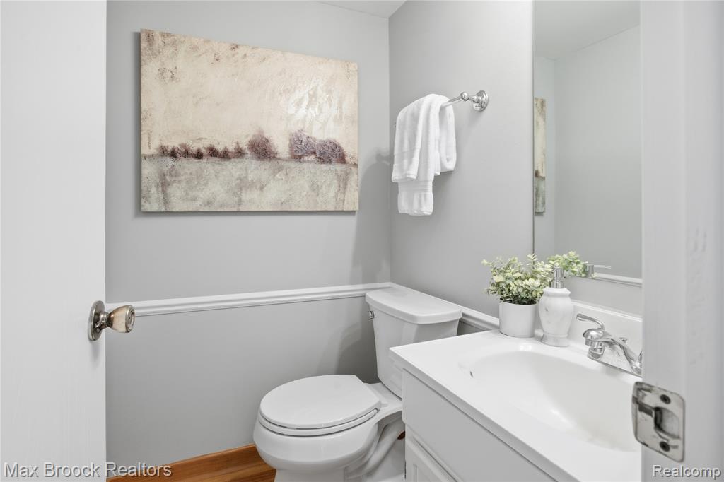 2846 Bombridge Court, Ann Arbor, MI 48104 — Photo 9