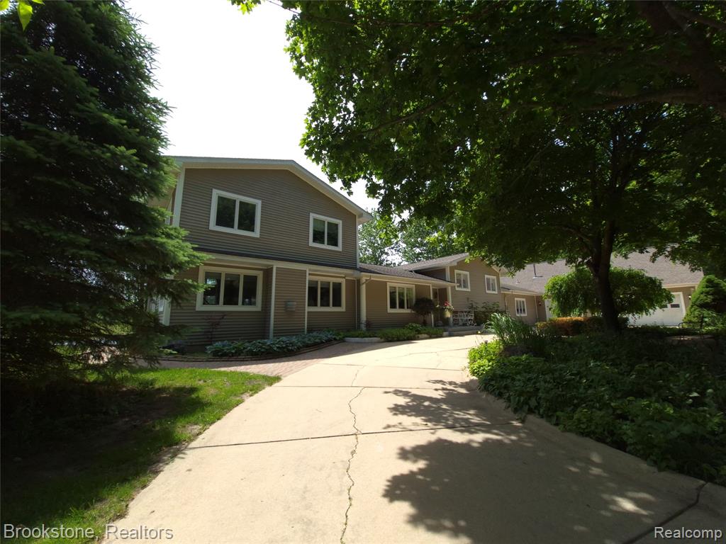 5910 Spring Valley Lane, Dryden, MI 48428 — Photo 2