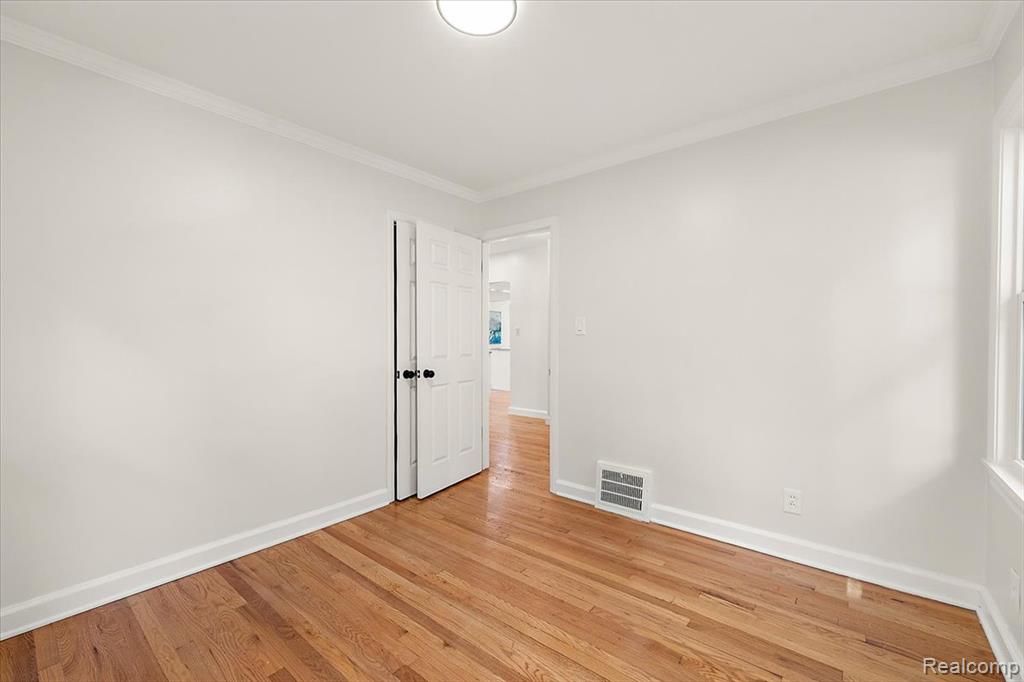 603 S Vermont Avenue, Royal Oak, MI 48067 — Photo 22
