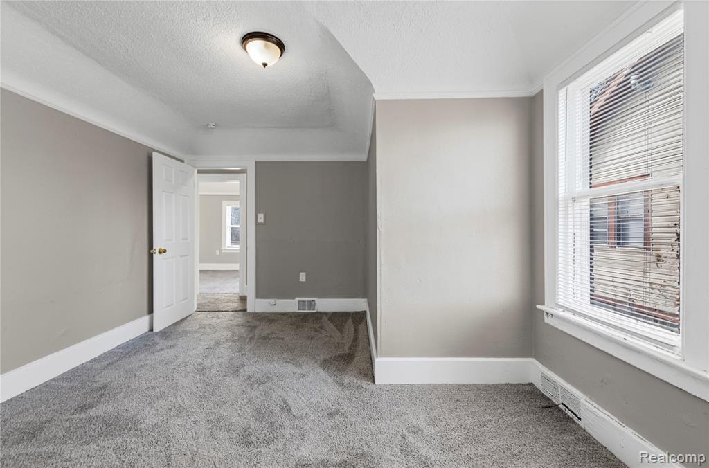 13100 Wilshire Drive, Detroit, MI 48213 — Photo 23