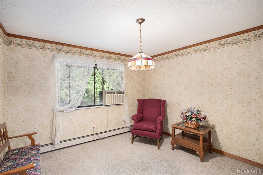 7334 Parkwood Drive, Fenton, MI 48430 — Photo 12