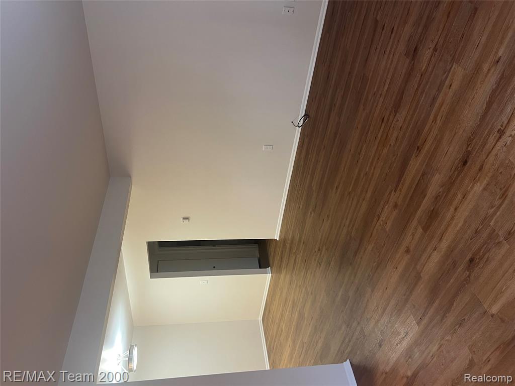 7382 Central Street, 2, Westland, MI — Photo 3