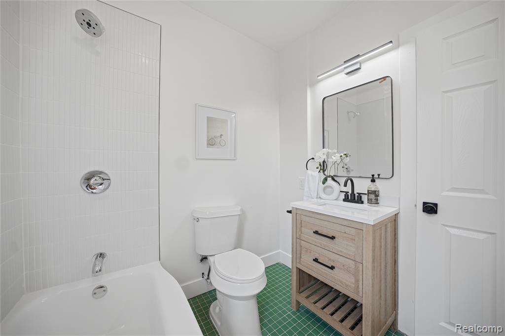 2501 Seyburn Street, Detroit, MI 48214 — Photo 11