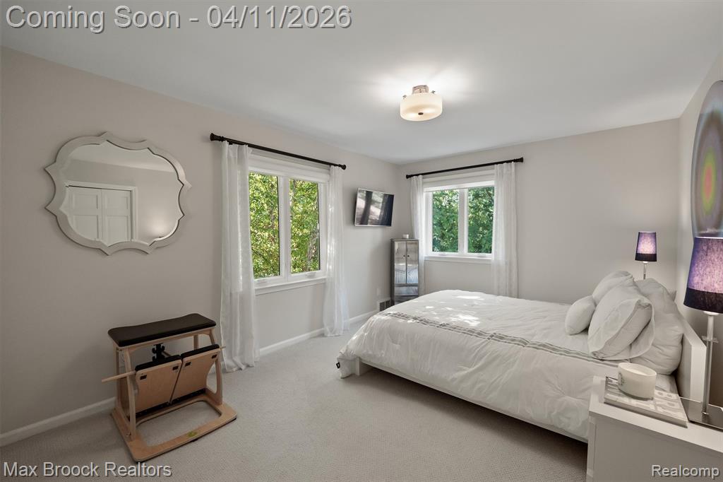 5190 Clarendon Crest Street, Bloomfield Hills, MI, 48302