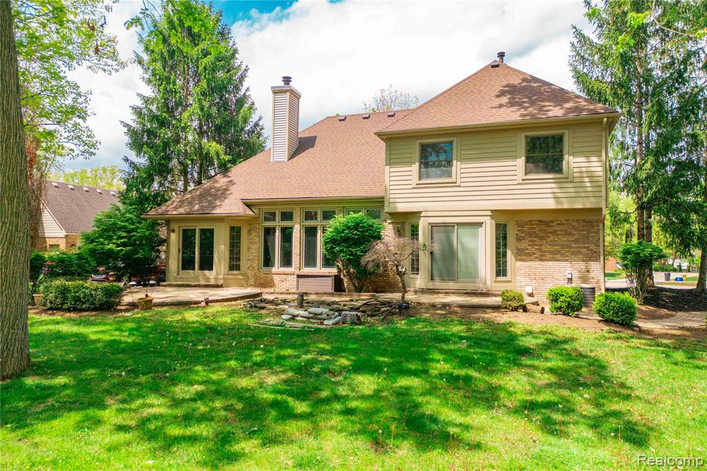 8487 Sherwood Drive, Grosse Ile, MI 48138 — Photo 46