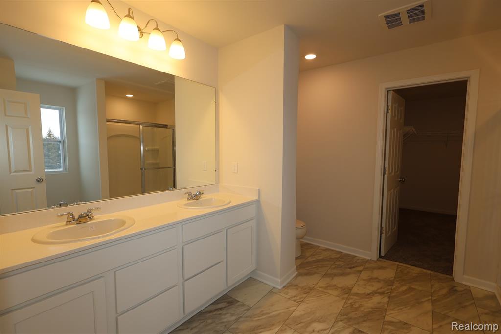 54854 Heron Circle, New Baltimore, MI 48047 — Photo 15