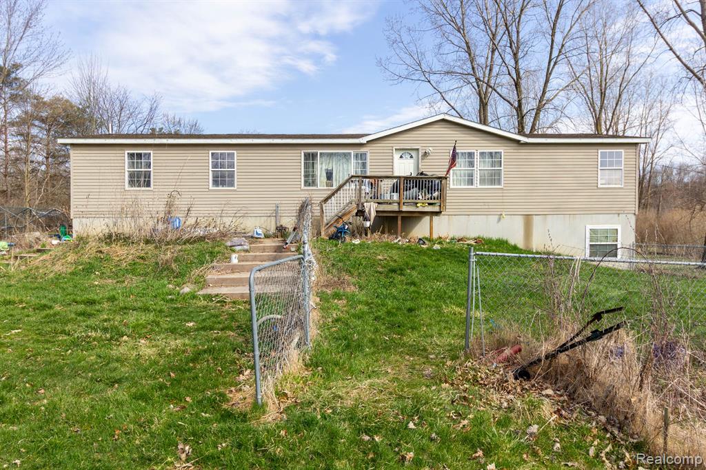 6463 CENTER Road, Fenton, MI 48430 — front exterior