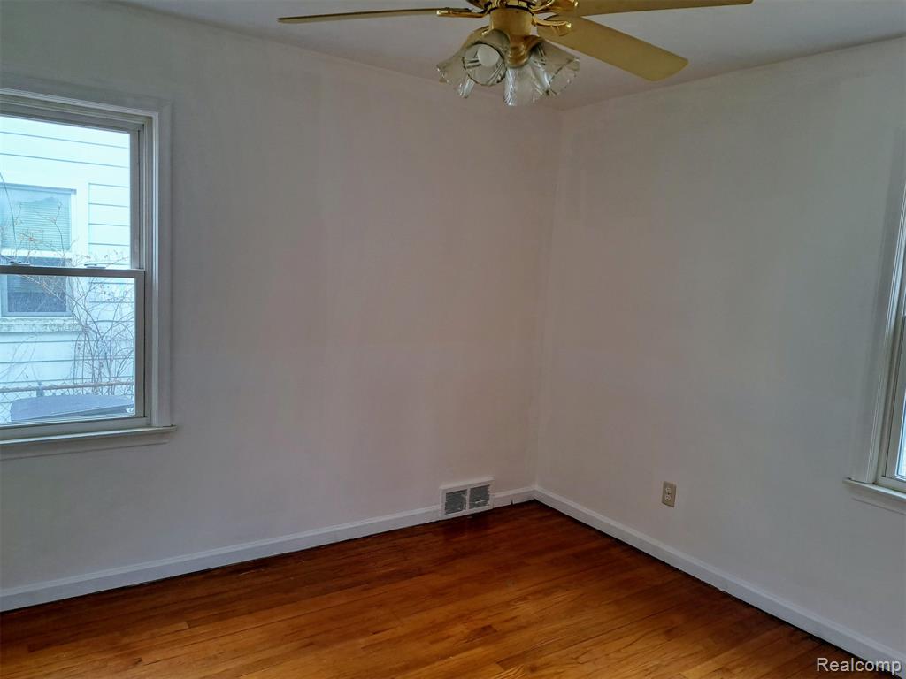 17730 Five Points Street, Redford, MI 48240 — Photo 10