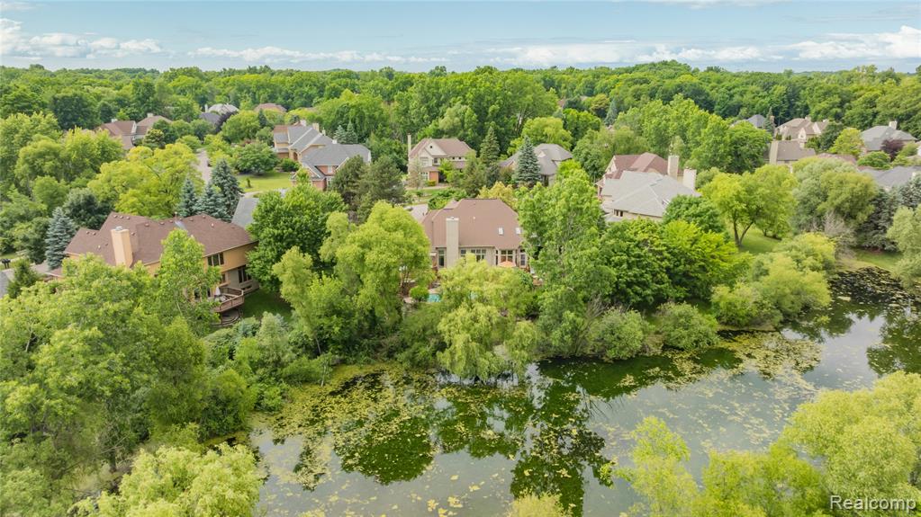 6567 Claremore Court, West Bloomfield, MI — Photo 69