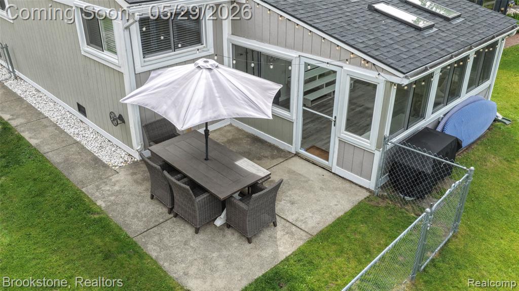 7900 DETROIT Boulevard, West Bloomfield, MI 48323 — Photo 9