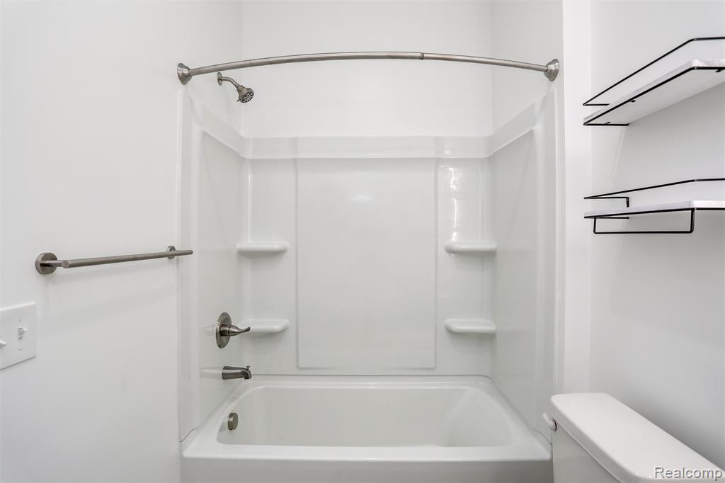 89 W Philadelphia Street, Detroit, MI 48202 — Photo 10
