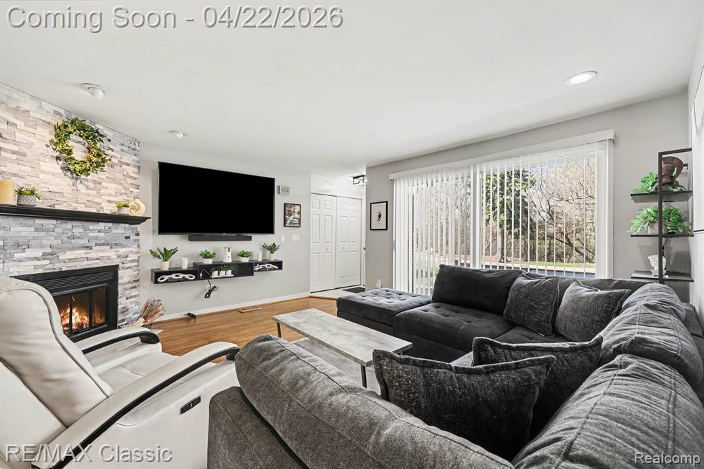 7981 Woodingham, 2, West Bloomfield, MI — Photo 4