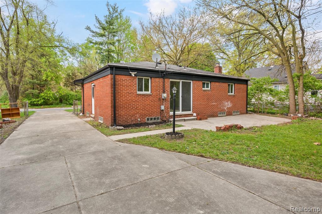 26027 Ross Street, Inkster, MI 48141 — Photo 22