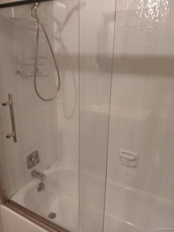 334 W Winds Drive, Almont, MI 48003 — Photo 16