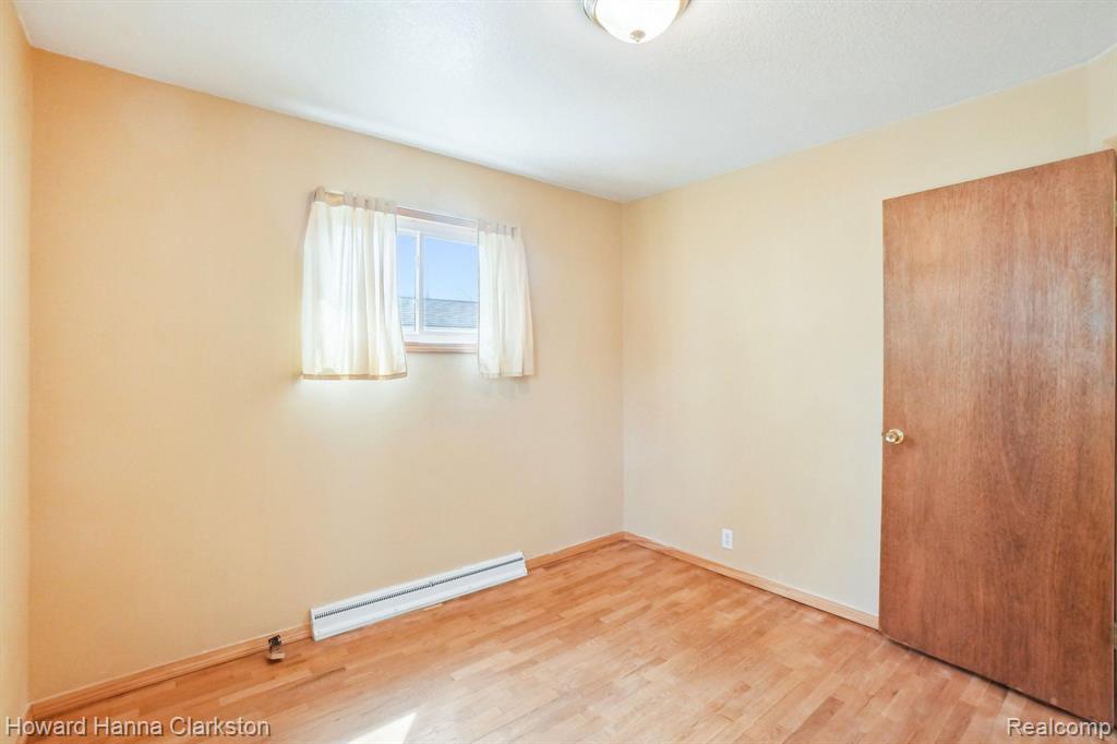 967 Darling Street, Flint, MI 48532 — Photo 10