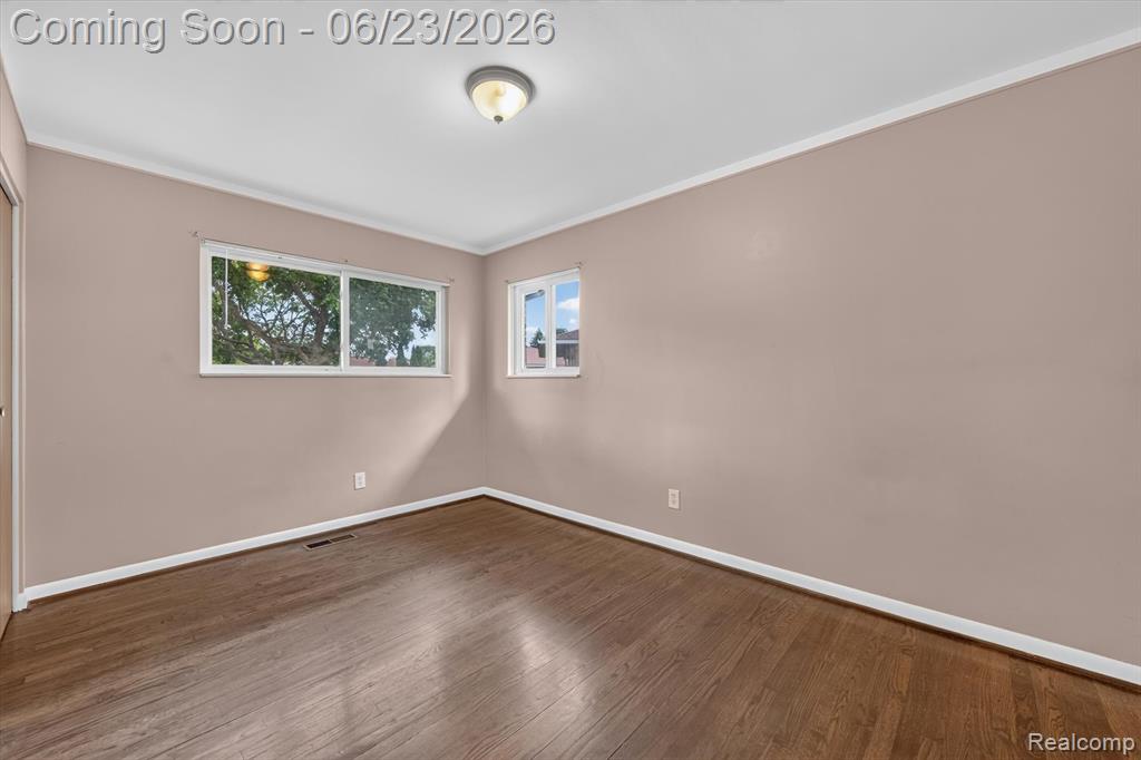 29101 Campbell Drive, Warren, MI 48093 — Photo 18