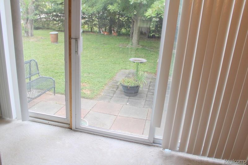 907 Farnham Avenue, Lincoln Park, MI 48146 — Photo 28