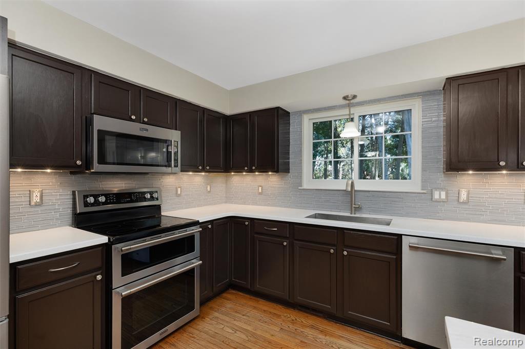 2027 Preserve Circle E, Canton, MI 48188 — Photo 5