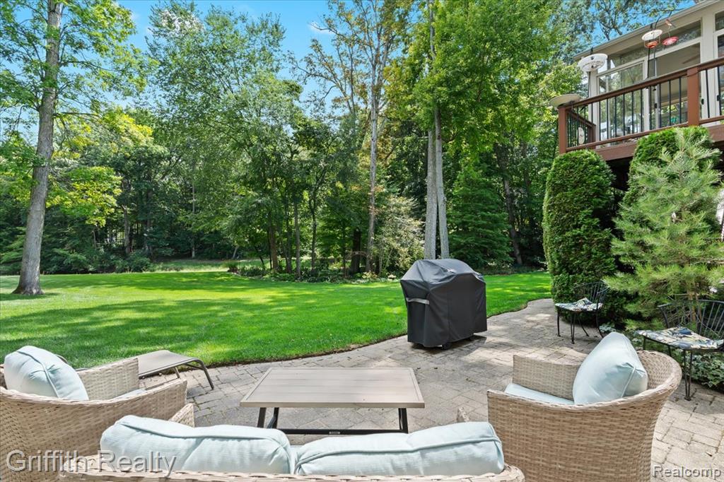 7524 Elmbrooke Way, Brighton, MI 48116 — Photo 45