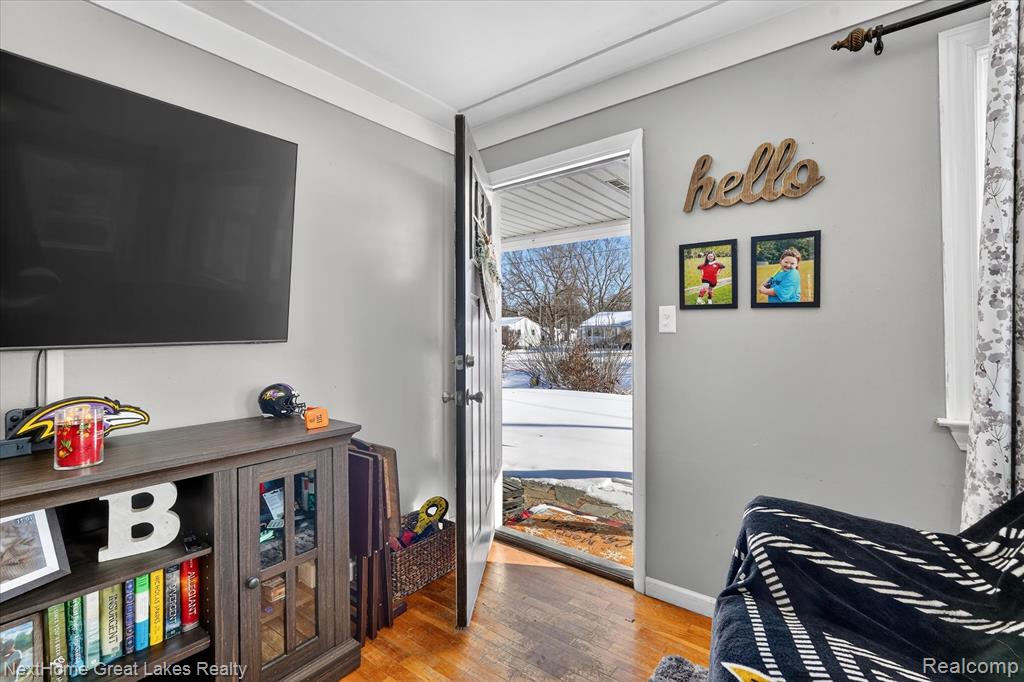 4444 Carmanwood Drive, Flint, MI 48507 — Photo 5