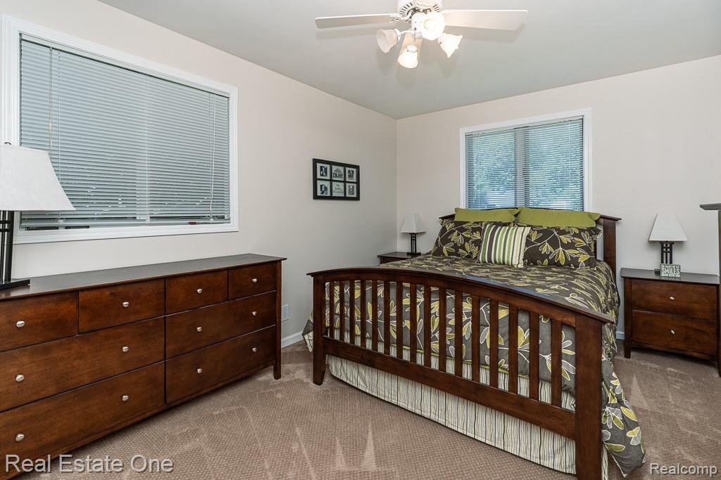 471 Elmhill Road, Rochester Hills, MI 48306 — Photo 18