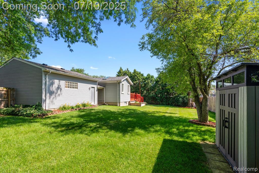 39957 Rita Drive, Clinton Twp, MI 48038 — Photo 29