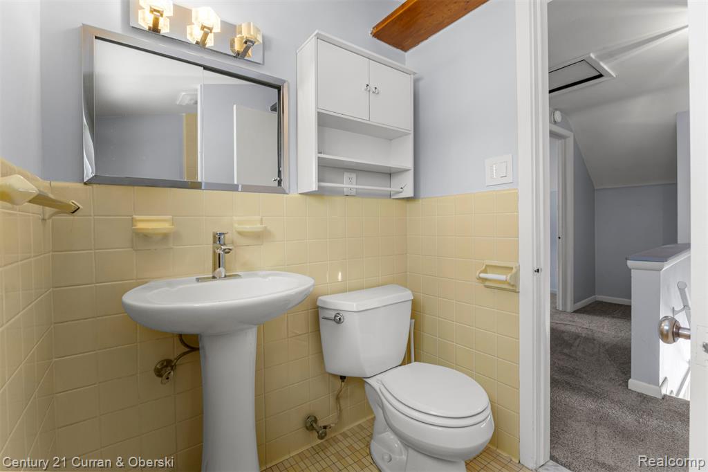 637 Ironwood Drive, Ann Arbor, MI 48103 — Photo 22