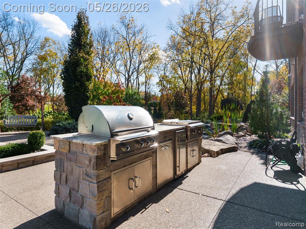 2475 Creekside Court, Rochester, MI 48306 — Photo 49