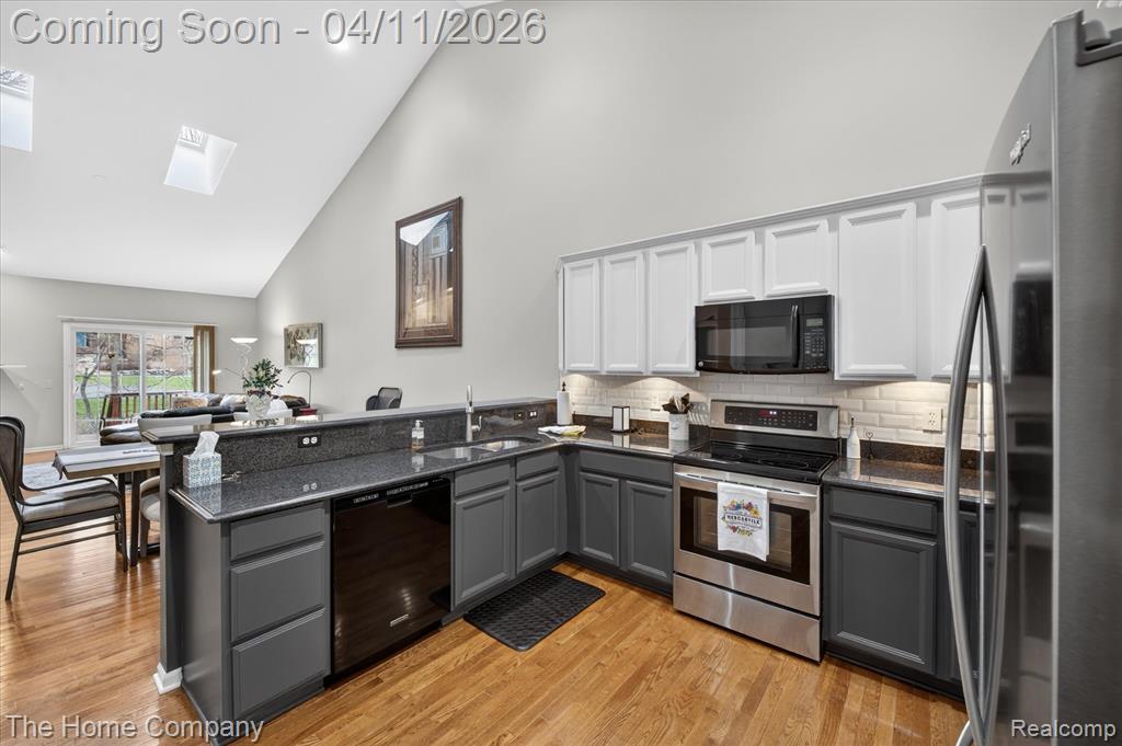 626 Rachel Lane, Milford, MI 48381 — Photo 18