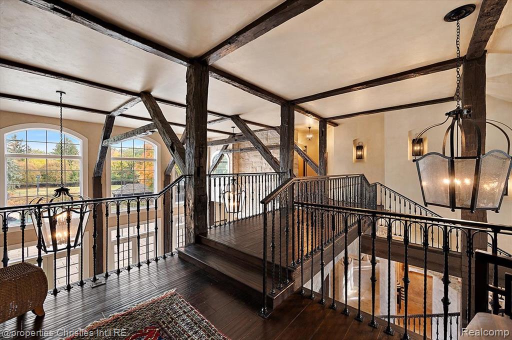 3701 Northwood, West Bloomfield, MI, 48324