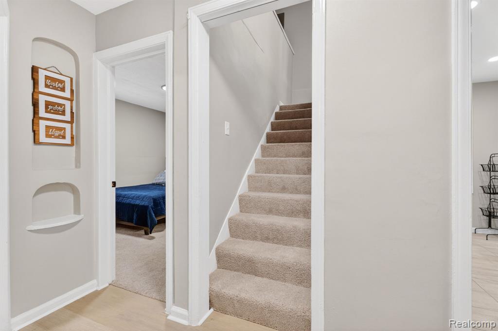 15800 Saint Marys Street, Detroit, MI 48227 — Photo 16
