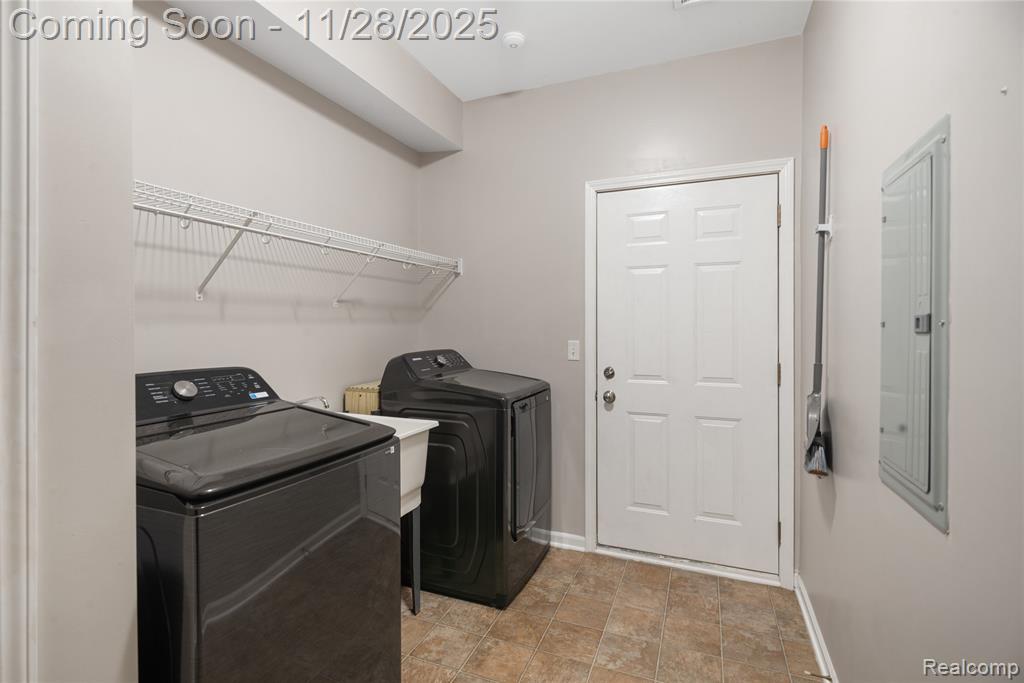 4098 Elizabeth Avenue, Canton, MI 48188 — Photo 11