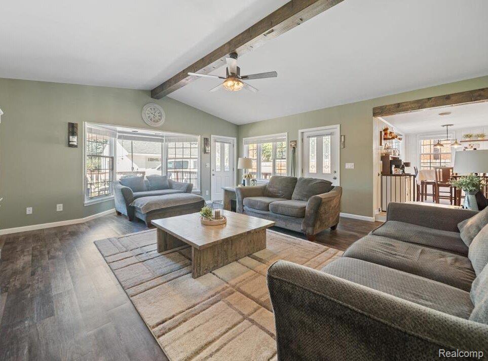6567 Sterling Court, Garden City, MI — Photo 10