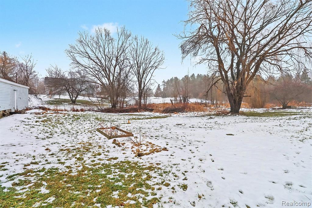 1295 W Cook Road, Grand Blanc, MI, 48439