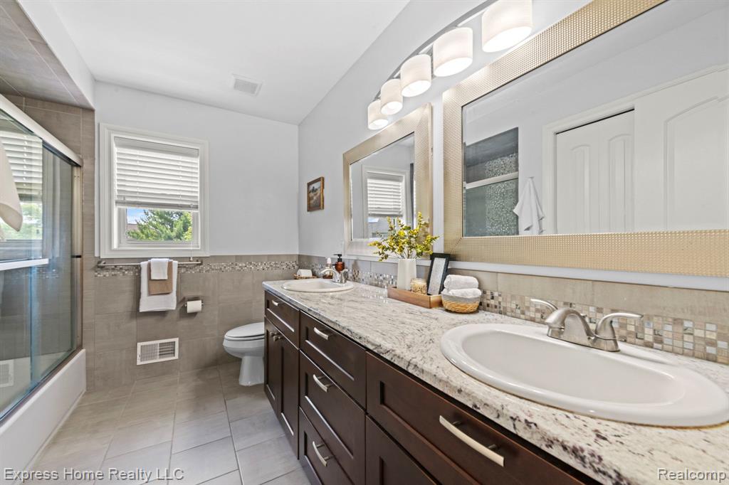 56713 Peach Tree Lane, Macomb, MI 48042 — Photo 22