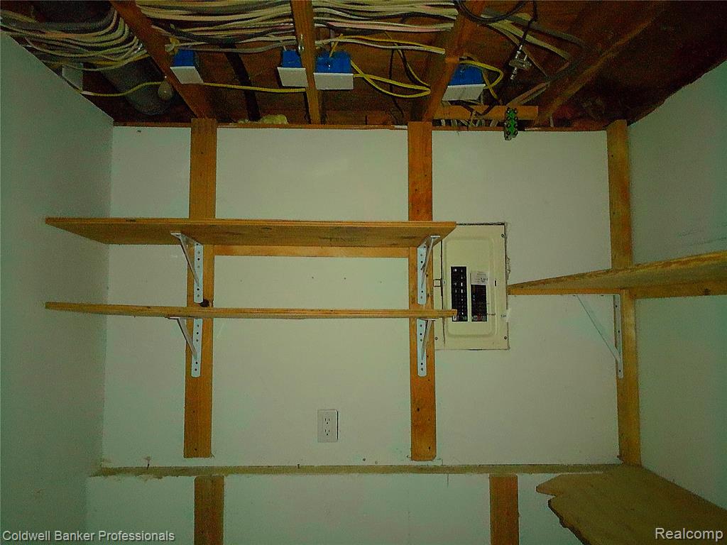 3225 Oakridge Drive, Highland, MI 48356 — Photo 15