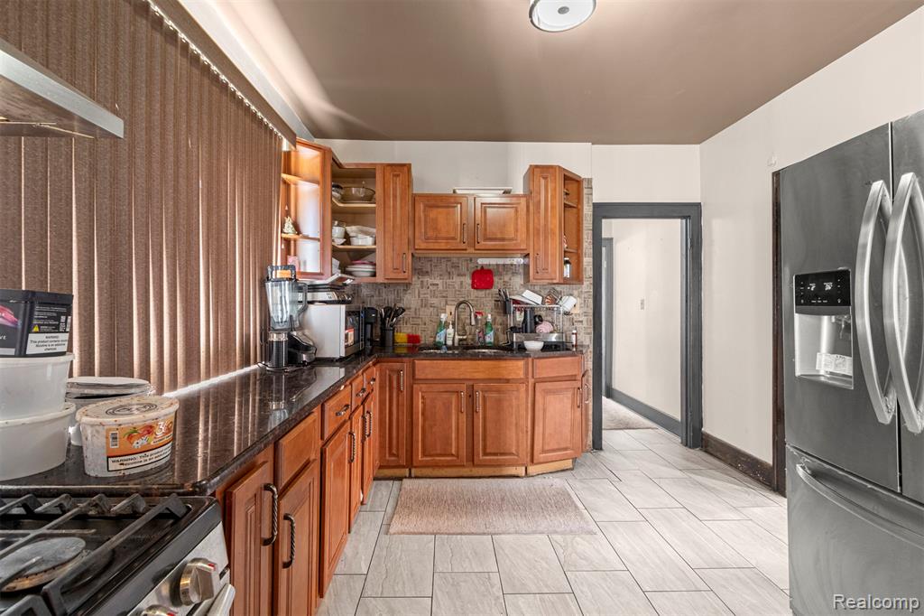 7658 Appoline Street, Dearborn, MI 48126 — Photo 18