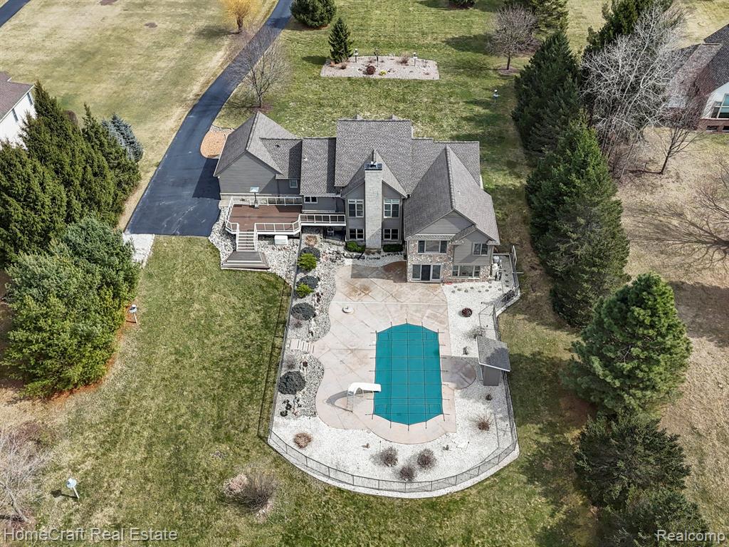 9123 SALEM FARMS Drive, South Lyon, MI 48178 — Photo 64