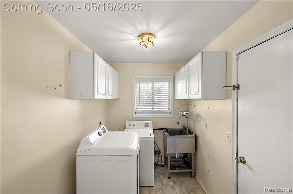 15948 Venice Avenue, Clinton Twp, MI 48035 — Photo 29