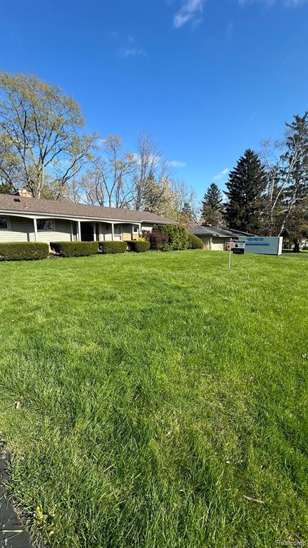 5429 CAMBOURNE Place, West Bloomfield, MI — front exterior