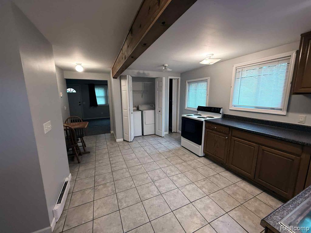 508 N Silver Street, Bad Axe, MI 48413 — Photo 5
