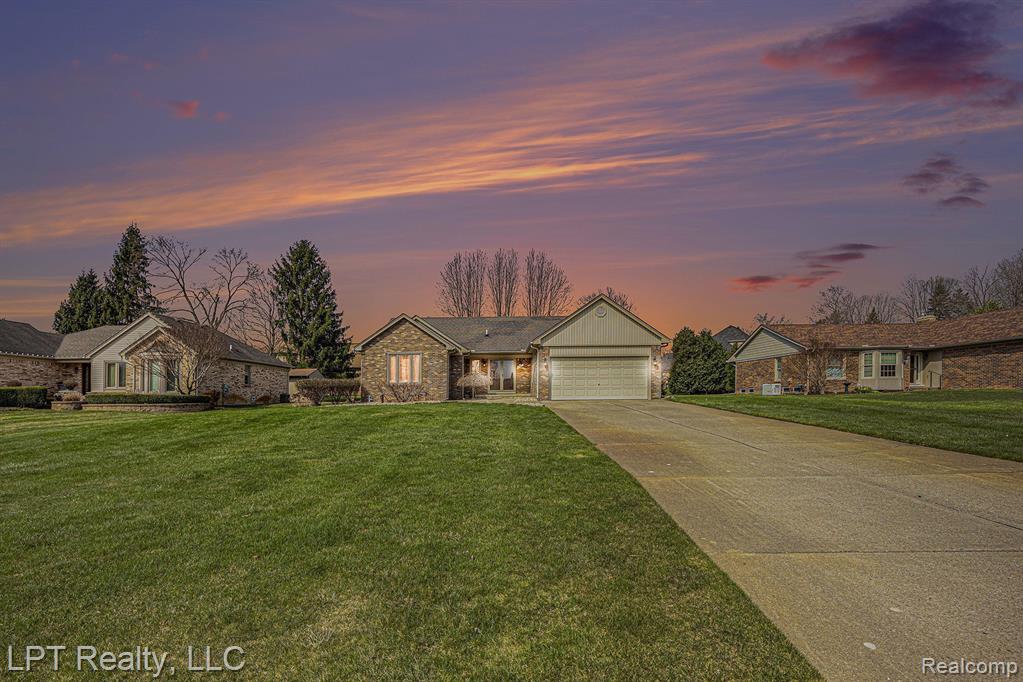 61867 WOODFIELD Way, Washington, MI — Photo 2