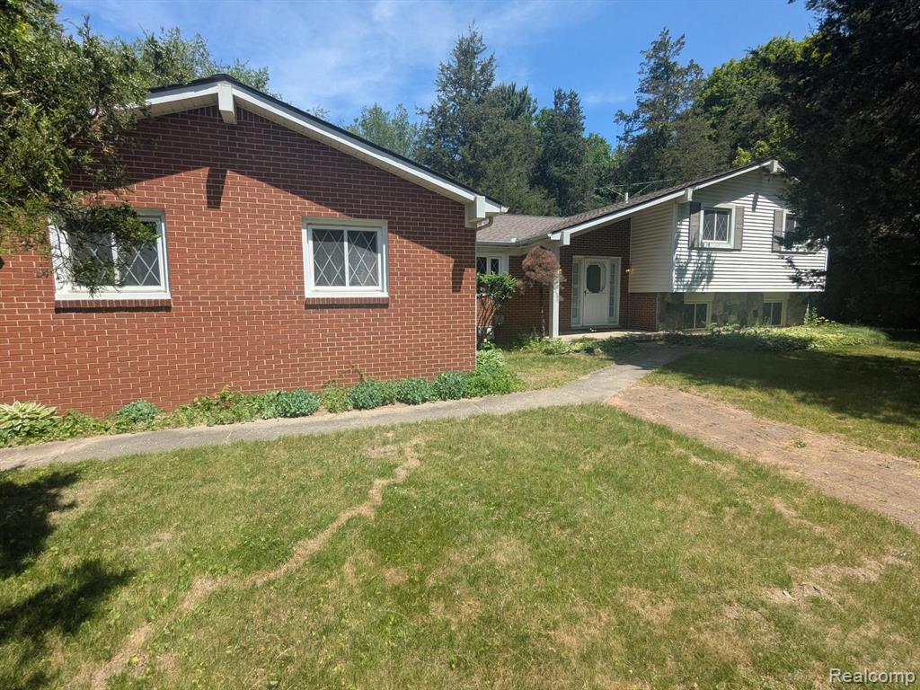 3211 McCluskey, Pinckney, MI 48169 — Photo 14